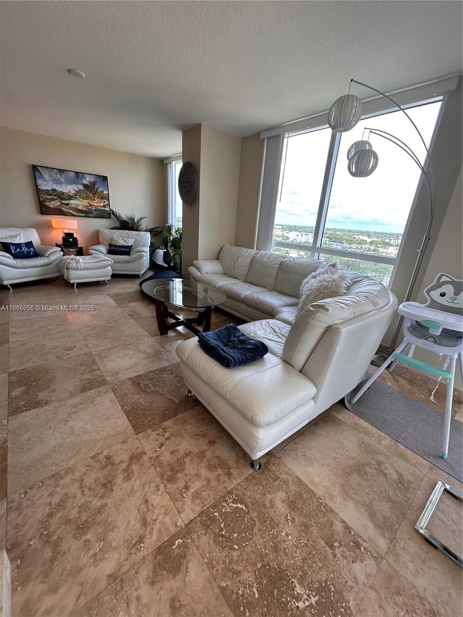 610 W Las Olas Blvd #1217N Fort Lauderdale, FL 33312