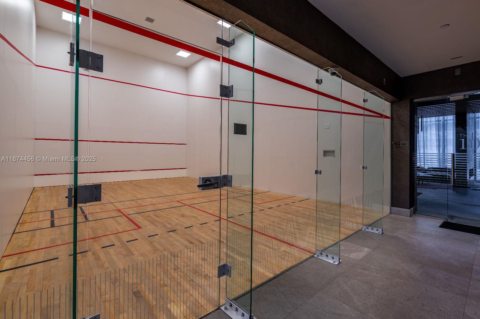 image 1010 Brickell Condo9