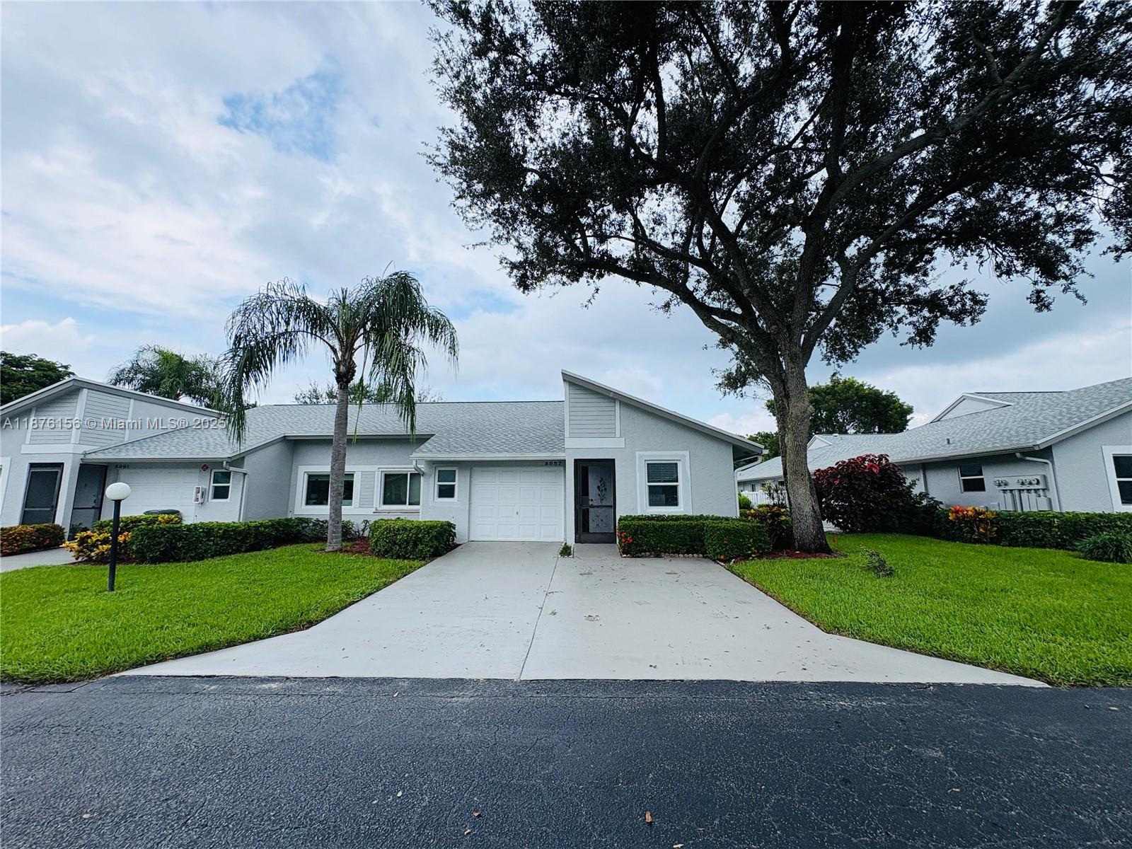 8957 Meadowlark Way