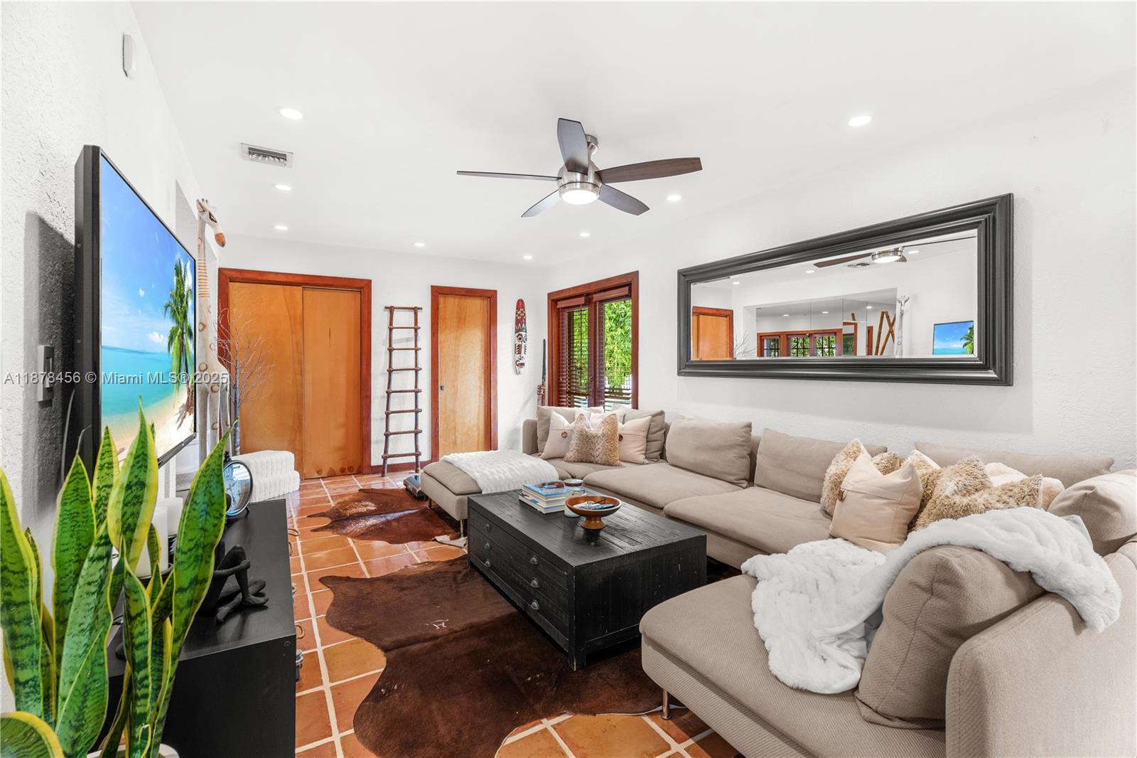 12430 Keystone Is Dr North Miami, FL 33181