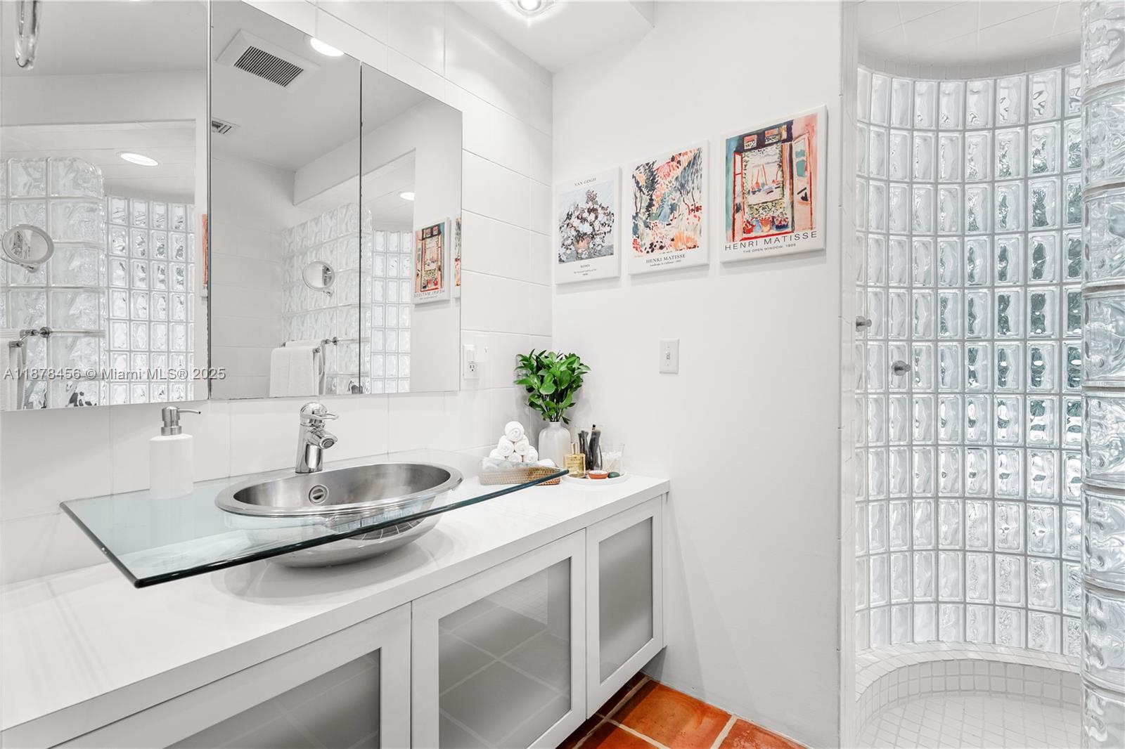 12430 Keystone Is Dr North Miami, FL 33181