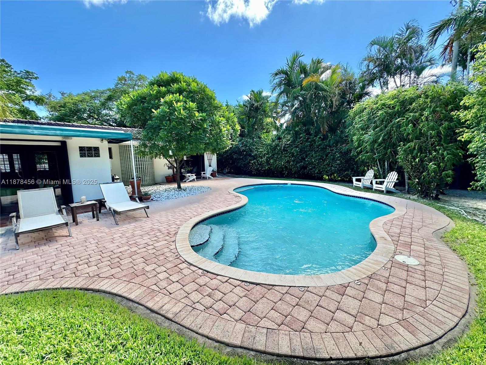 12430 Keystone Is Dr North Miami, FL 33181