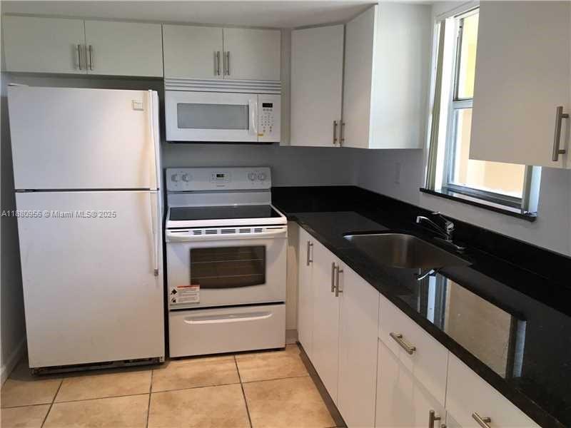 9359 Fontainebleau Blvd #F308