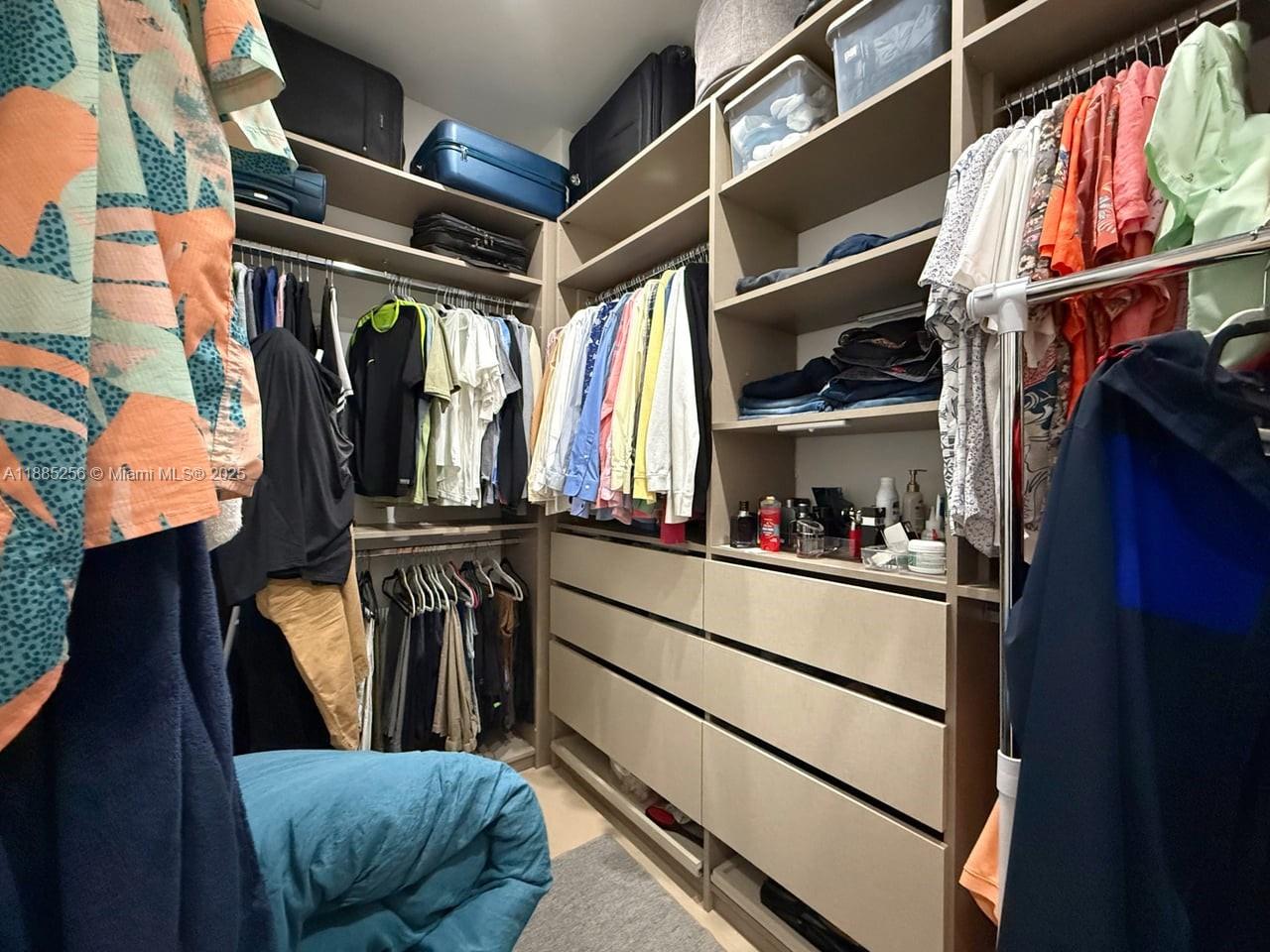 4761 NW 85th Ave Doral, FL 33166