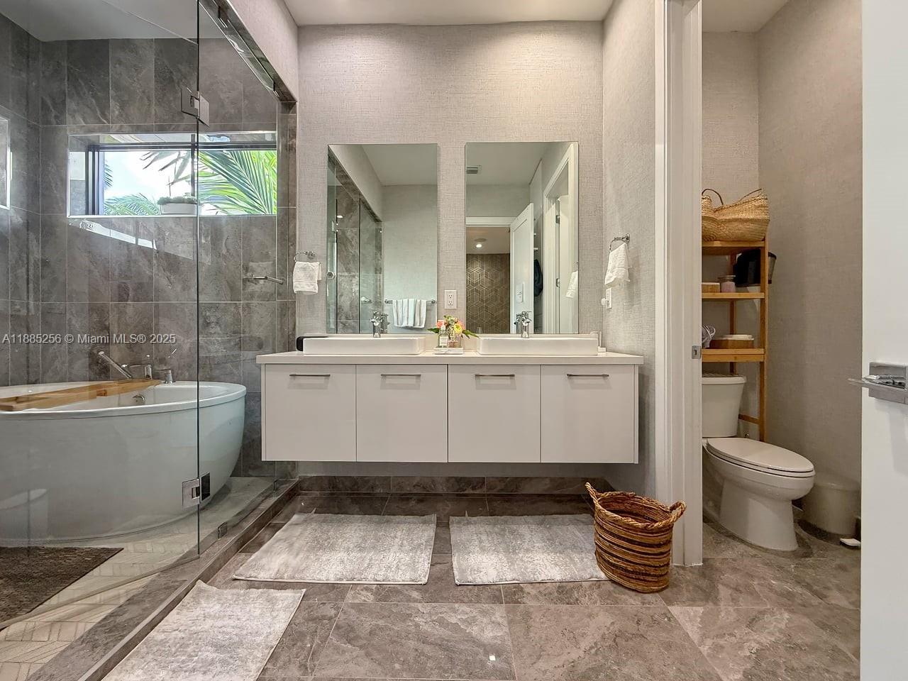 4761 NW 85th Ave Doral, FL 33166