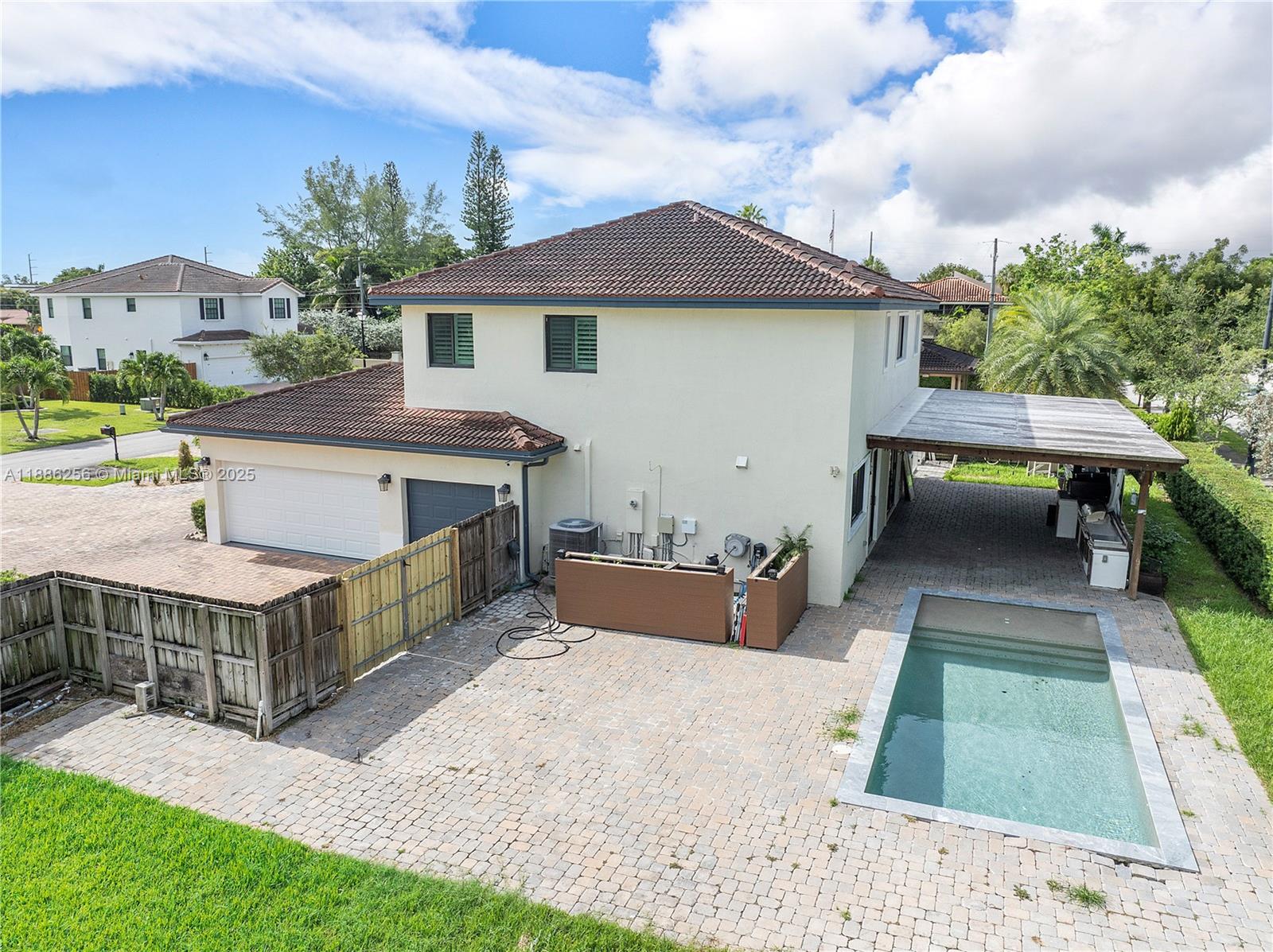 6920 SW 96th Ct Miami, FL 33173