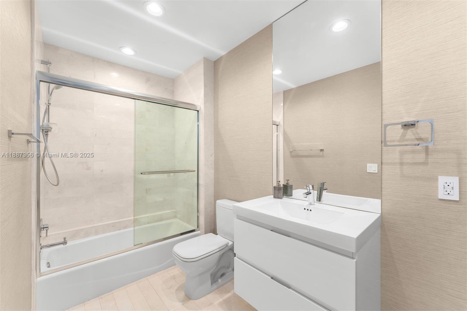 17301 Biscayne Blvd #PH-7 North Miami Beach, FL 33160