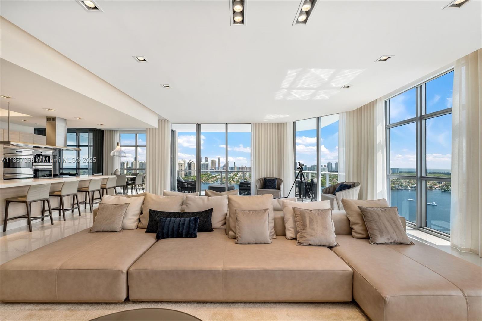 17301 Biscayne Blvd #PH-7 North Miami Beach, FL 33160