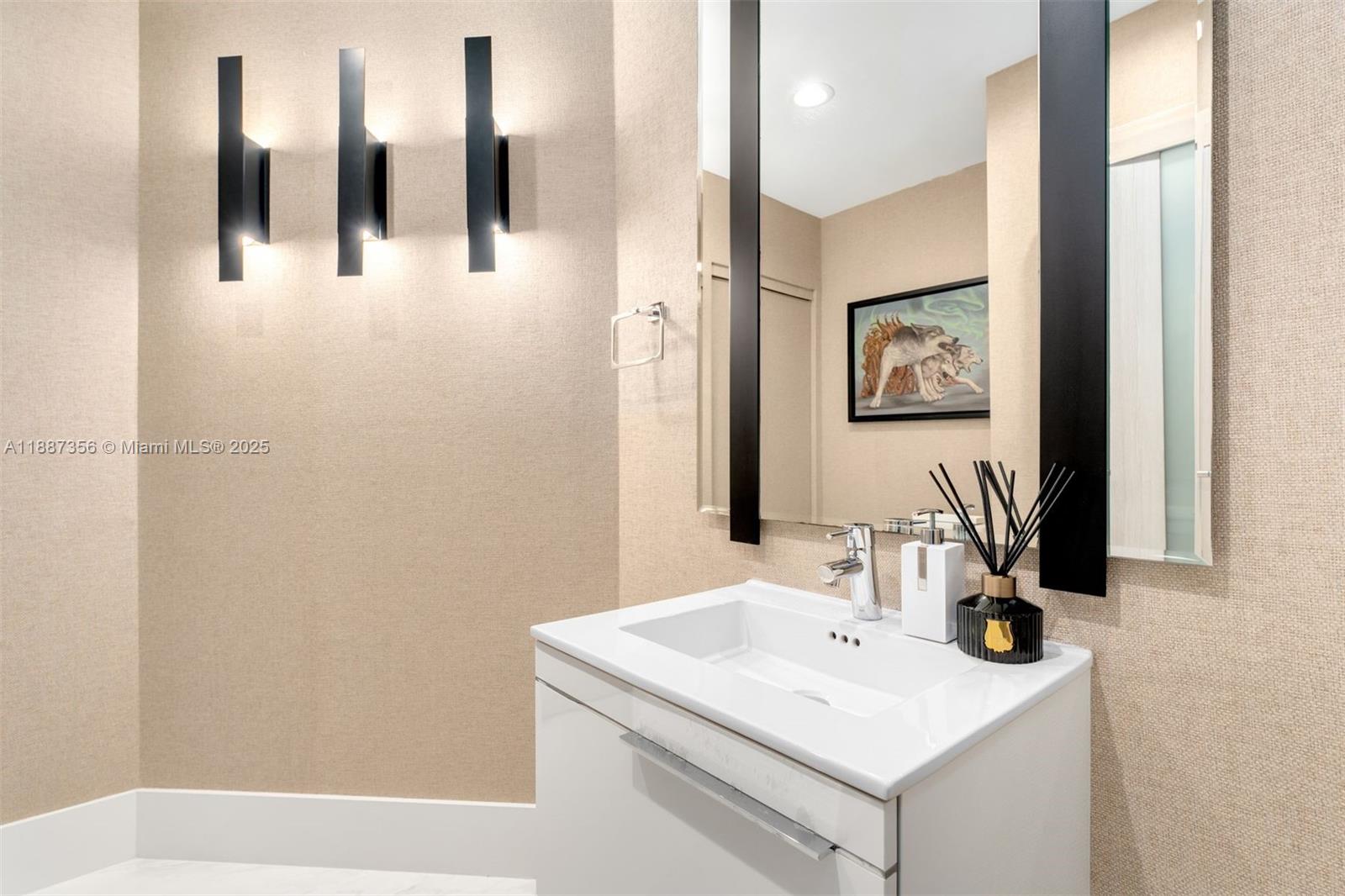 17301 Biscayne Blvd #PH-7 North Miami Beach, FL 33160