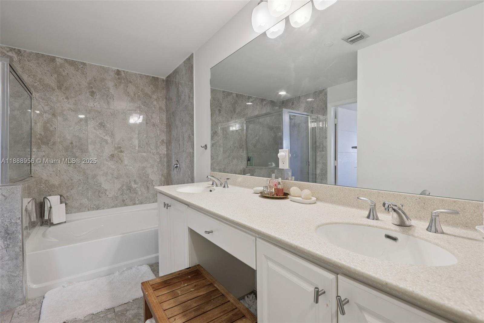 image Aventura Marina One17