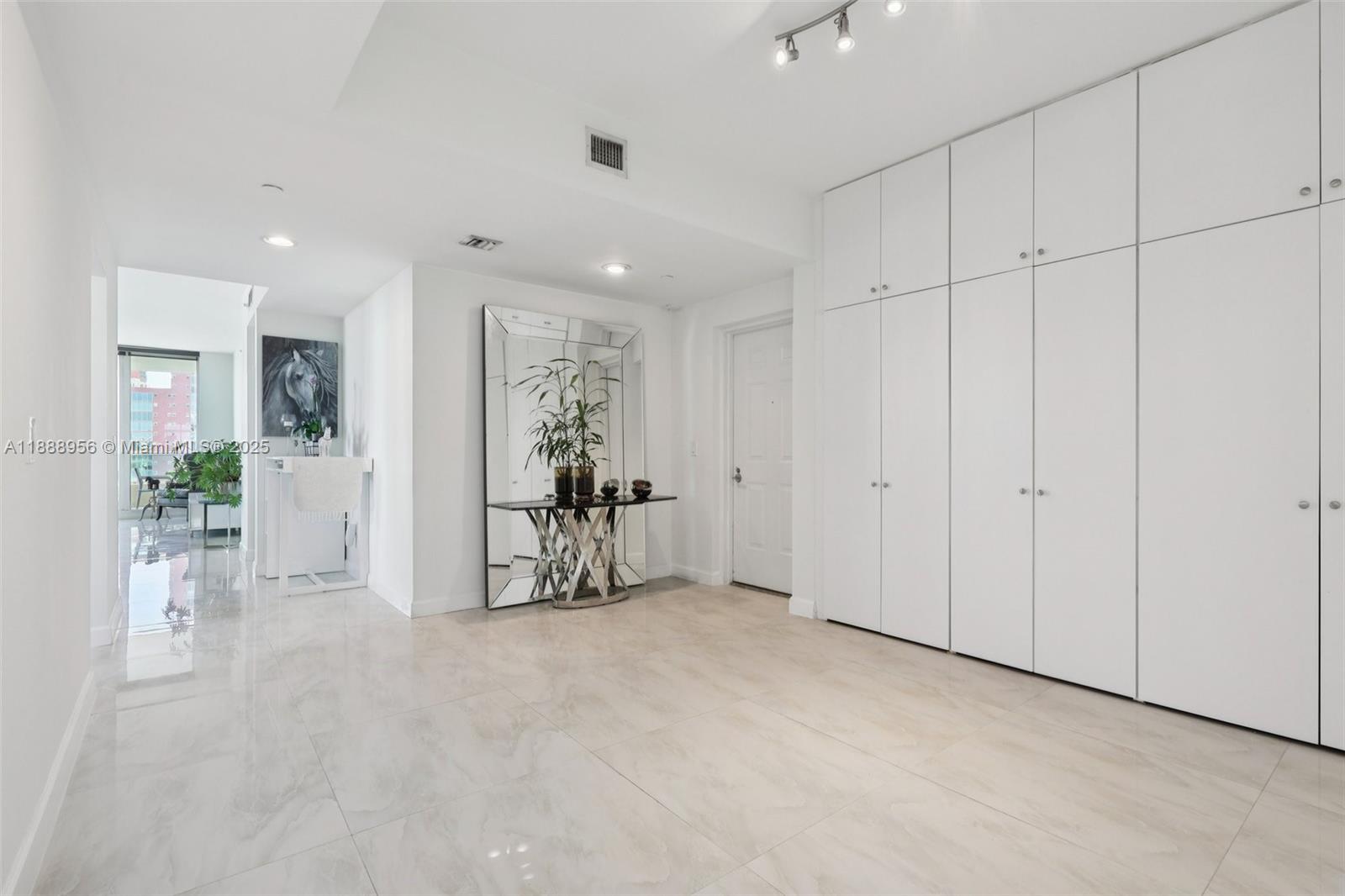 image Aventura Marina One21