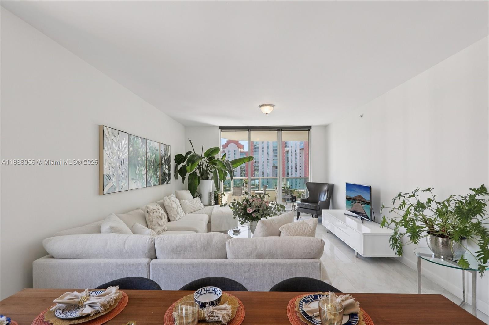 image Aventura Marina One4