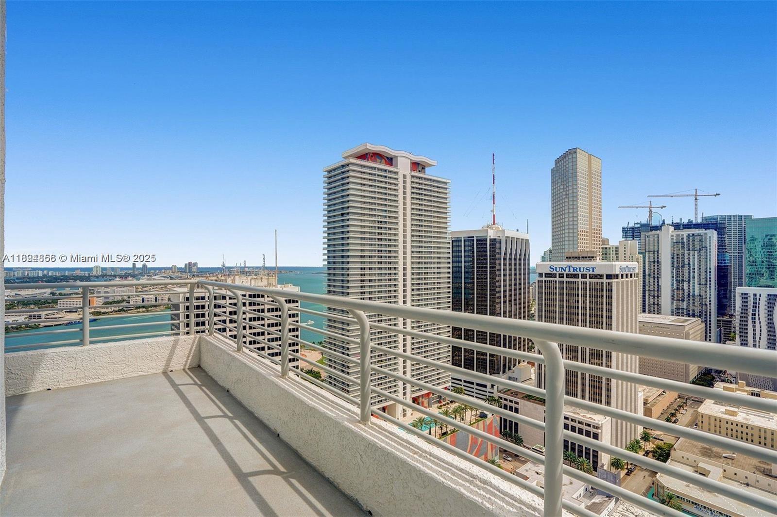 133 NE 2nd Ave #3502