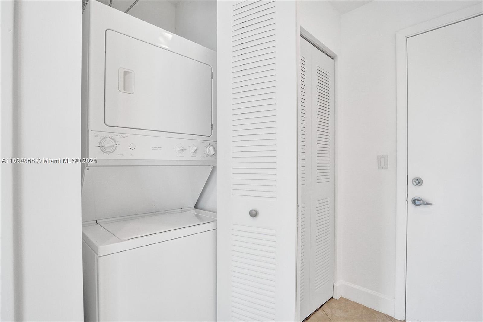 image The Loft Two23