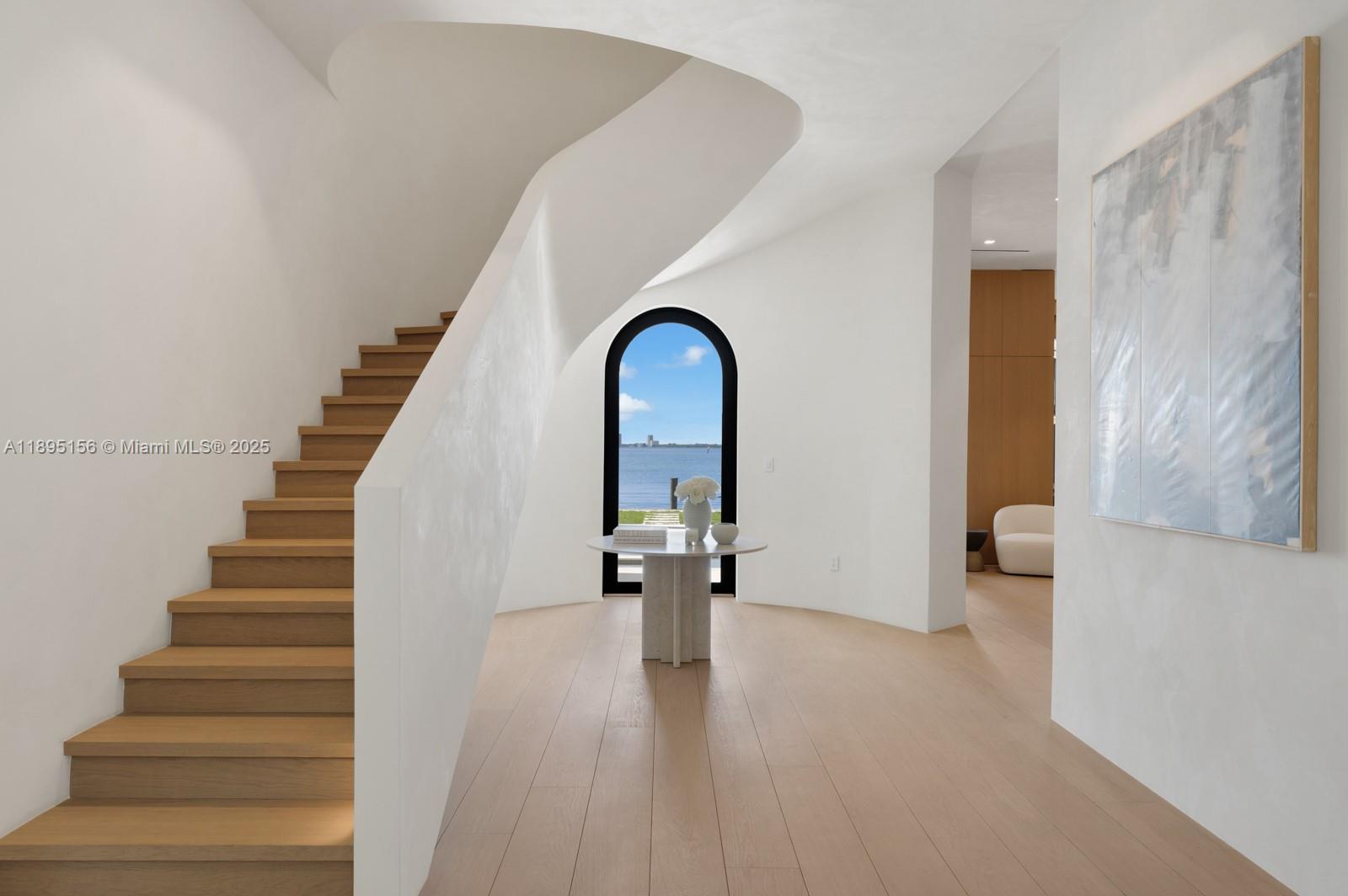 5300 N Bay Rd Miami Beach, FL 33140