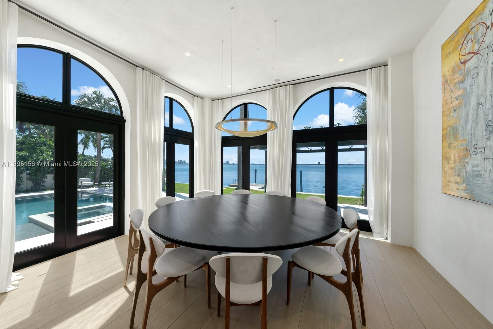 5300 N Bay Rd Miami Beach, FL 33140