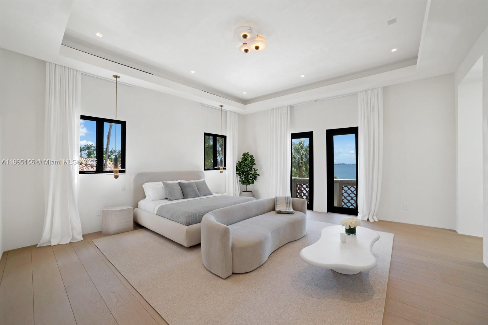 5300 N Bay Rd Miami Beach, FL 33140