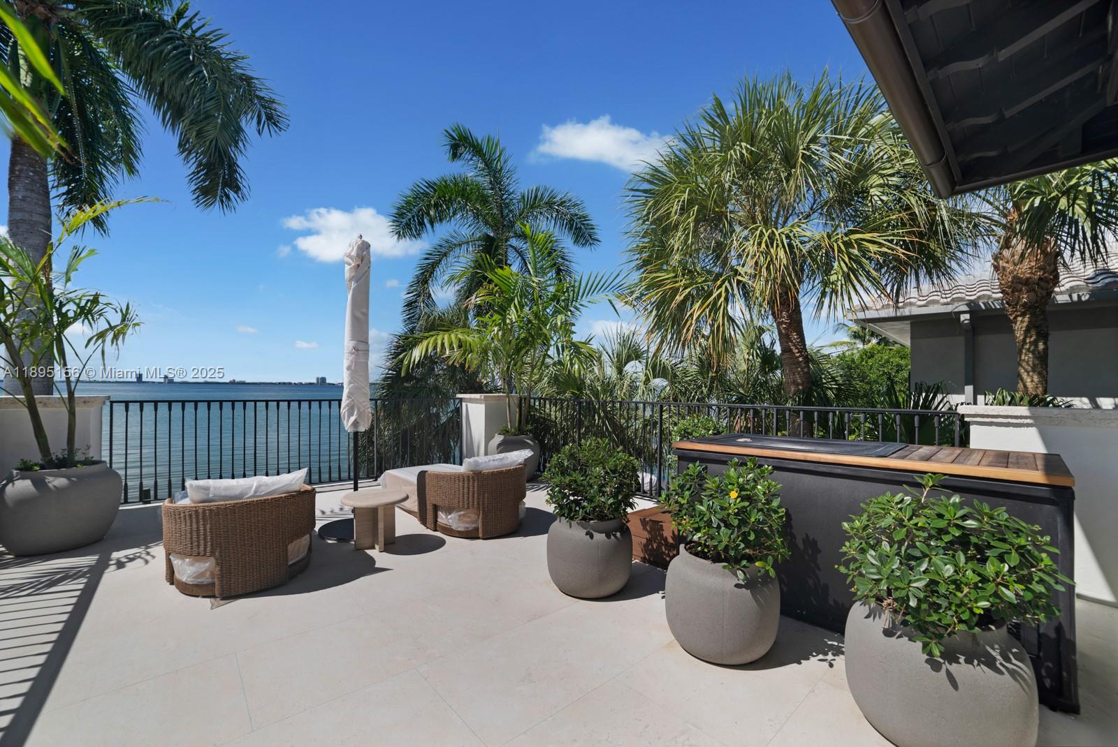 5300 N Bay Rd Miami Beach, FL 33140