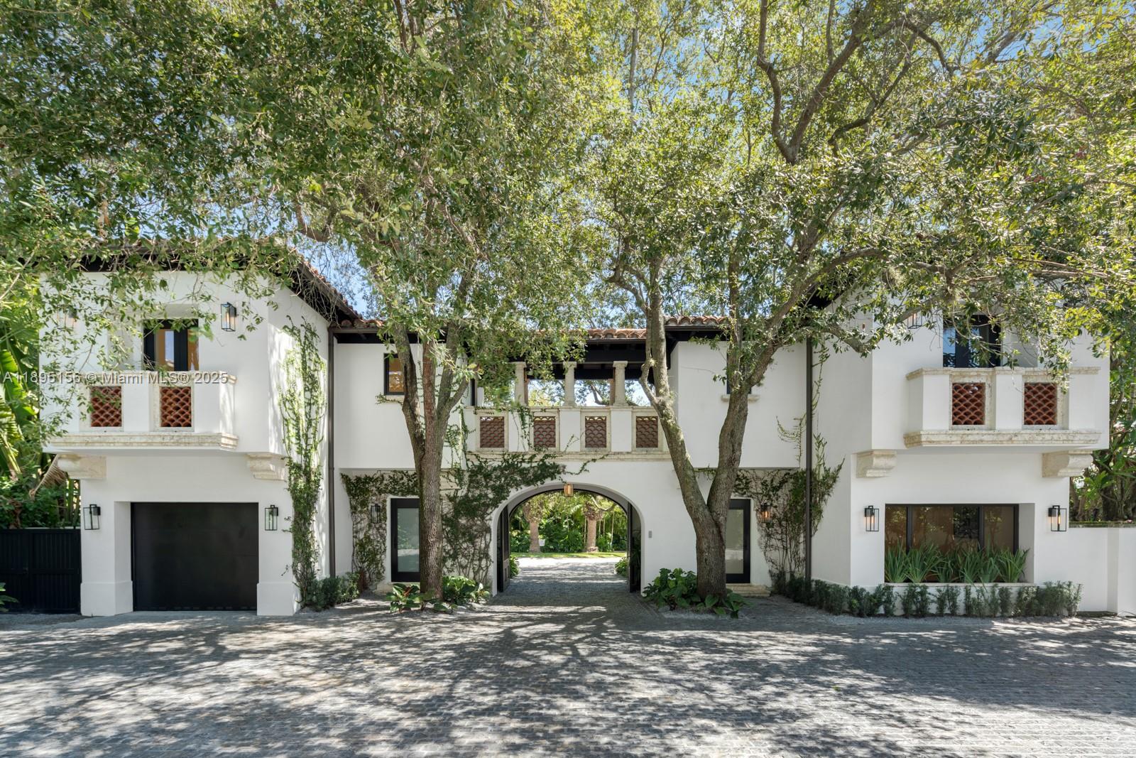 5300 N Bay Rd Miami Beach, FL 33140