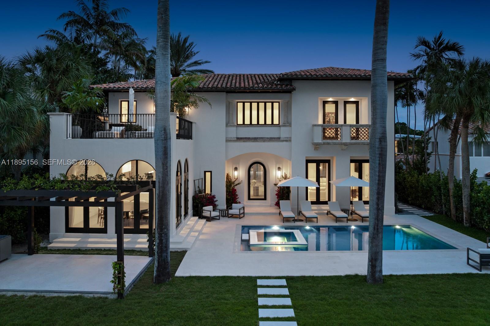 5300 N Bay Rd Miami Beach, FL 33140