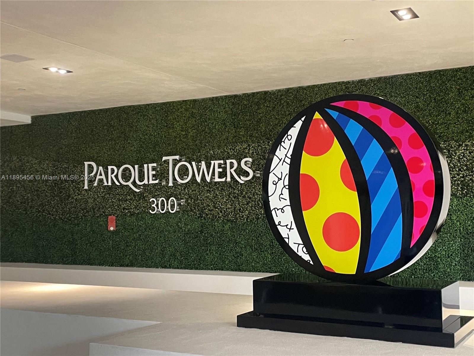 image Parque Towers Condo24
