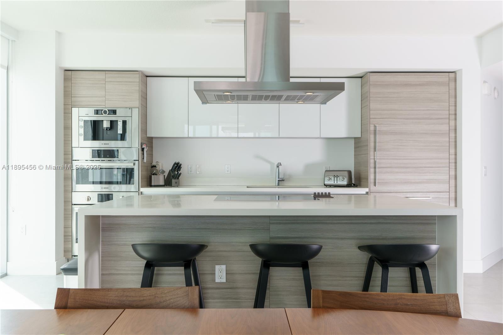 image Parque Towers Condo2