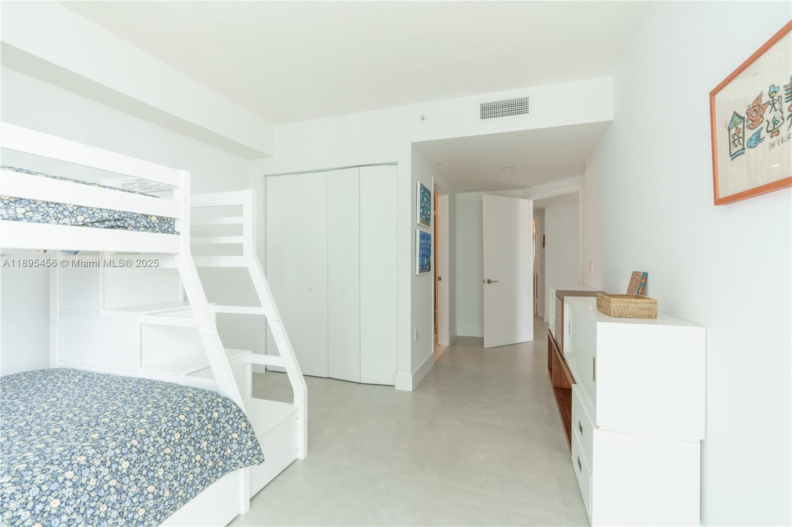 image Parque Towers Condo8