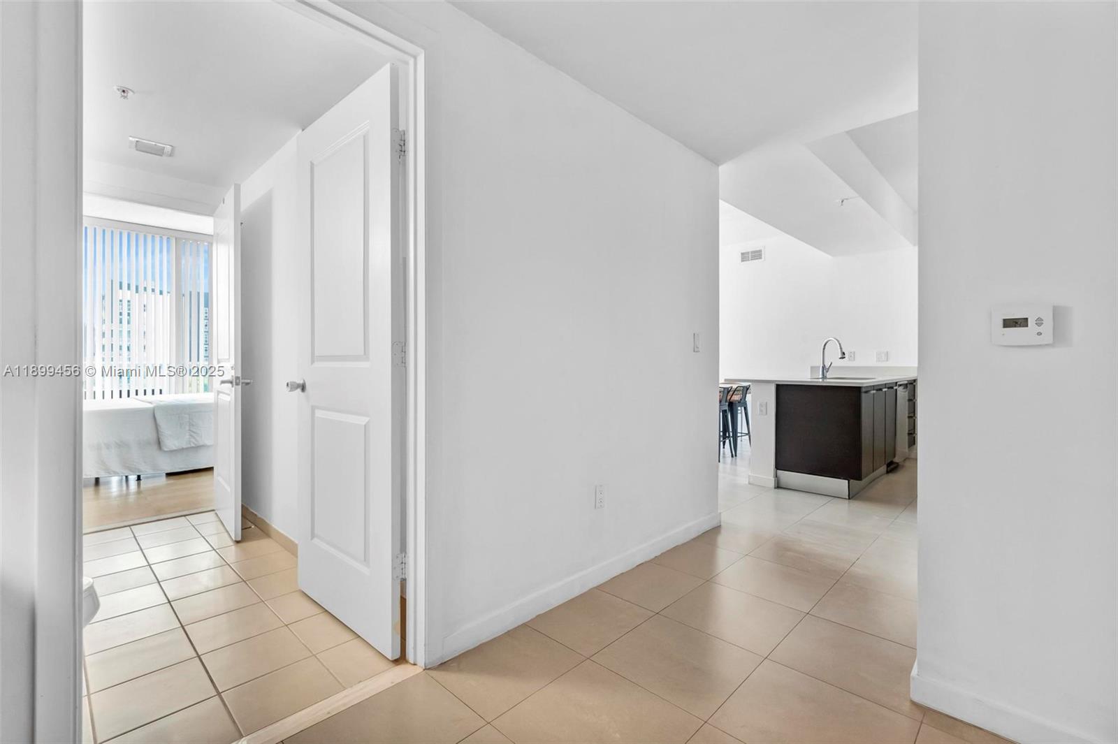 image Gallery Art Condo18