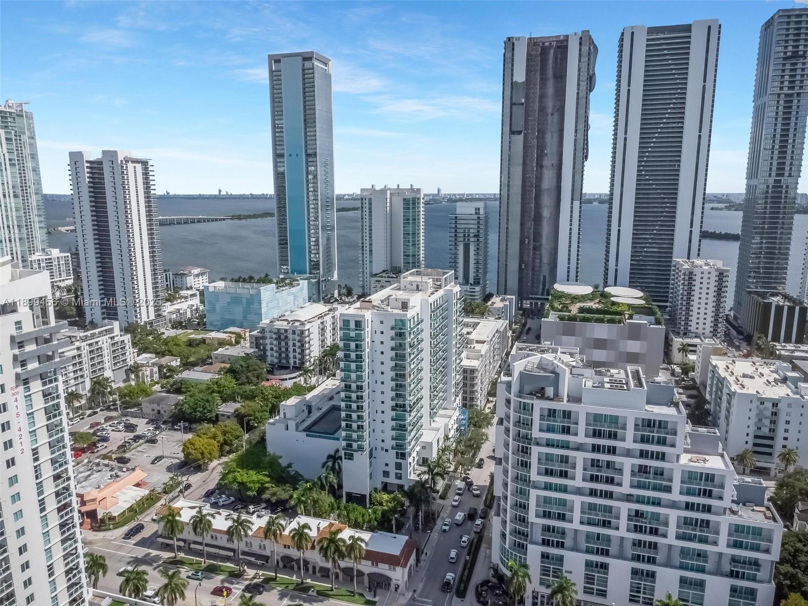 image Gallery Art Condo29