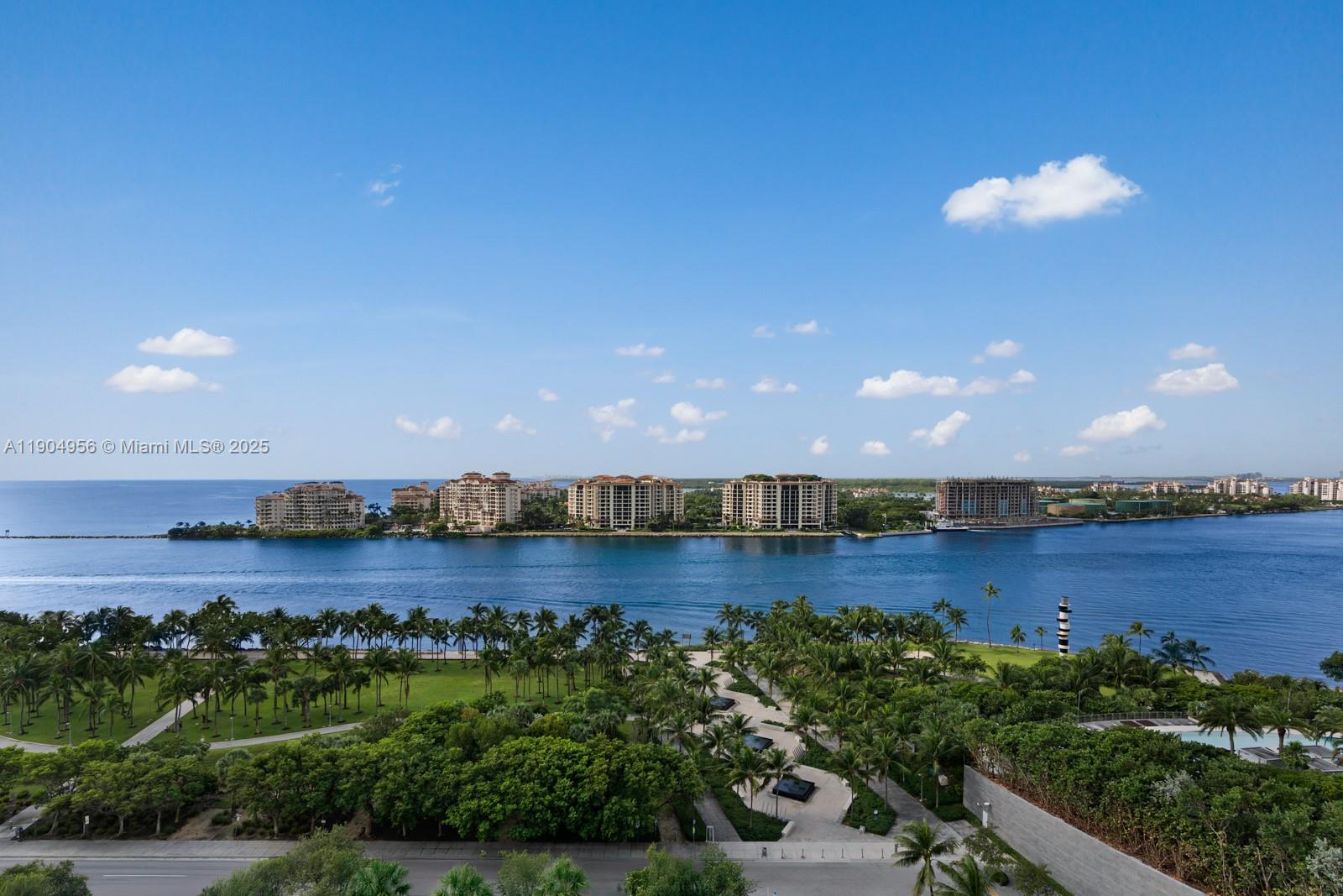 300 S Pointe Dr #1603 Miami Beach, FL 33139