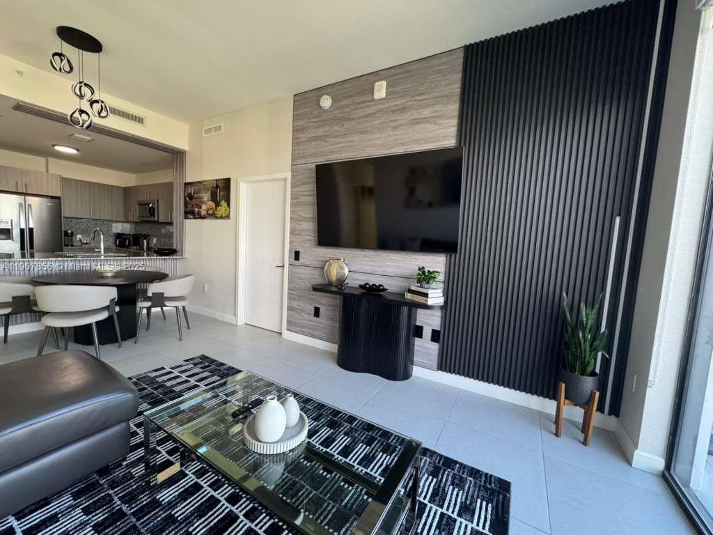 5350 NW 84th Ave #2013 Doral, FL 33166