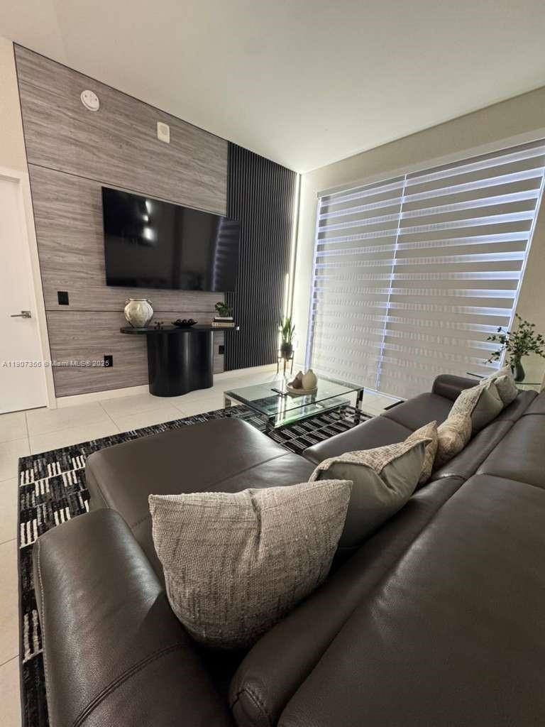 5350 NW 84th Ave #2013 Doral, FL 33166