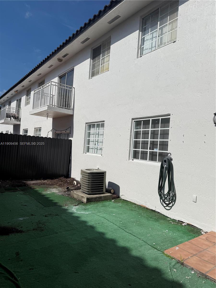 7542 NW 175th St #7542 Hialeah, FL 33015