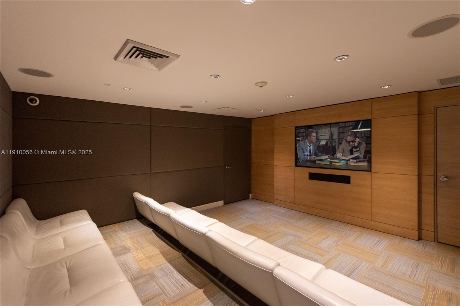 950 Brickell Bay Dr #4007 Miami, FL 33131