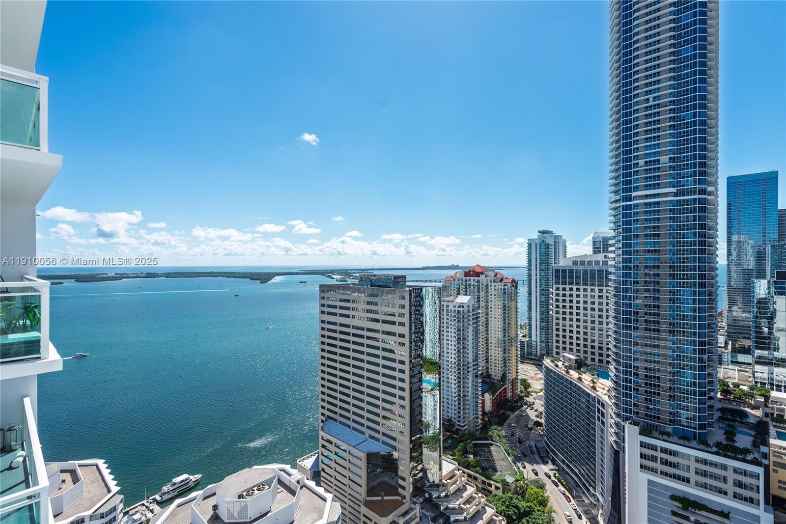 950 Brickell Bay Dr #4007 Miami, FL 33131