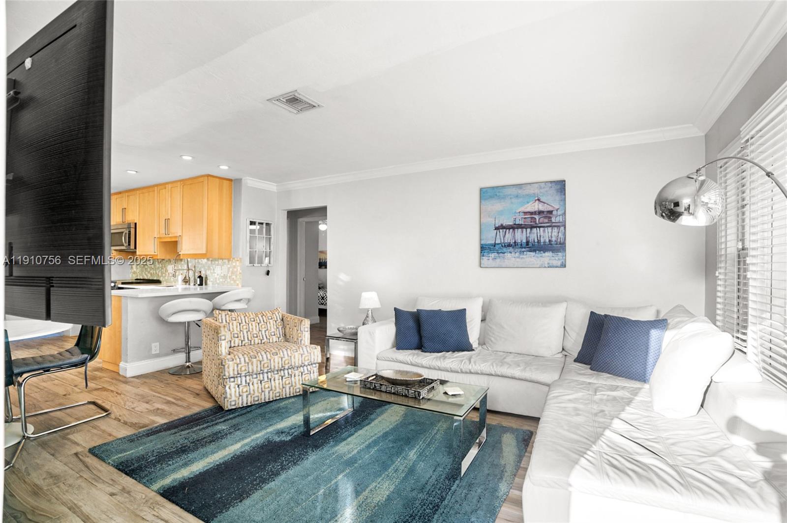 1611 Mayo St Hollywood, FL 33020