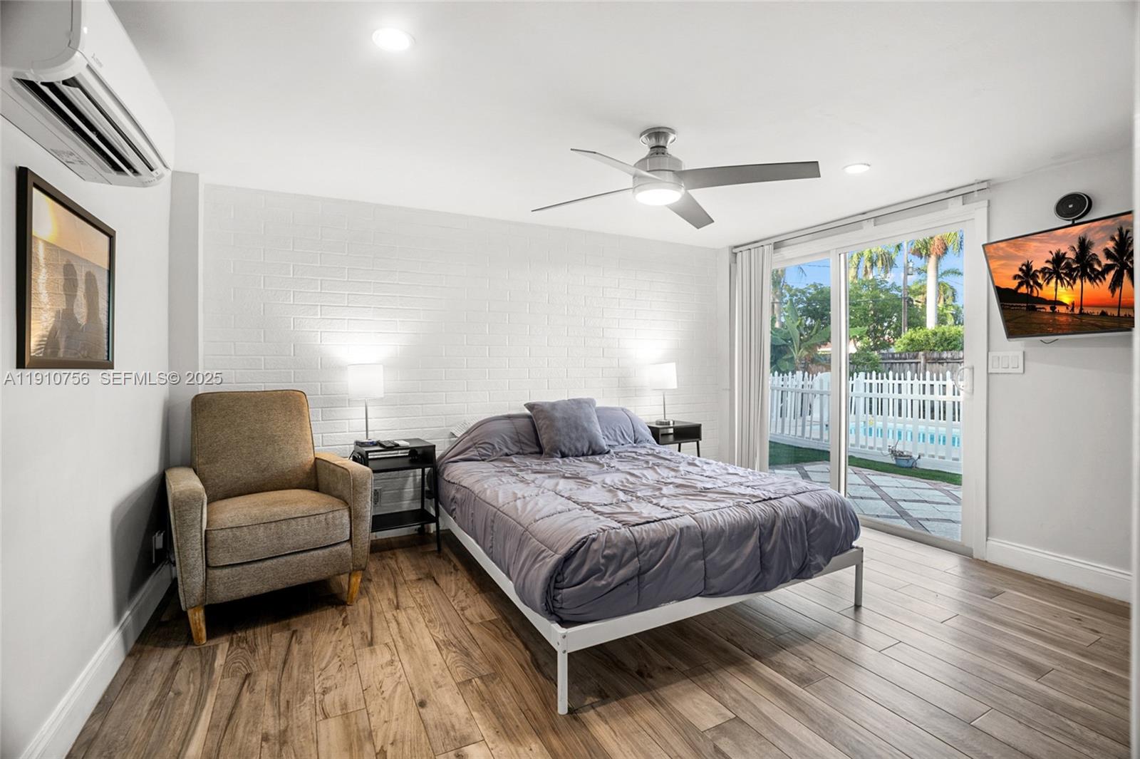 1611 Mayo St Hollywood, FL 33020