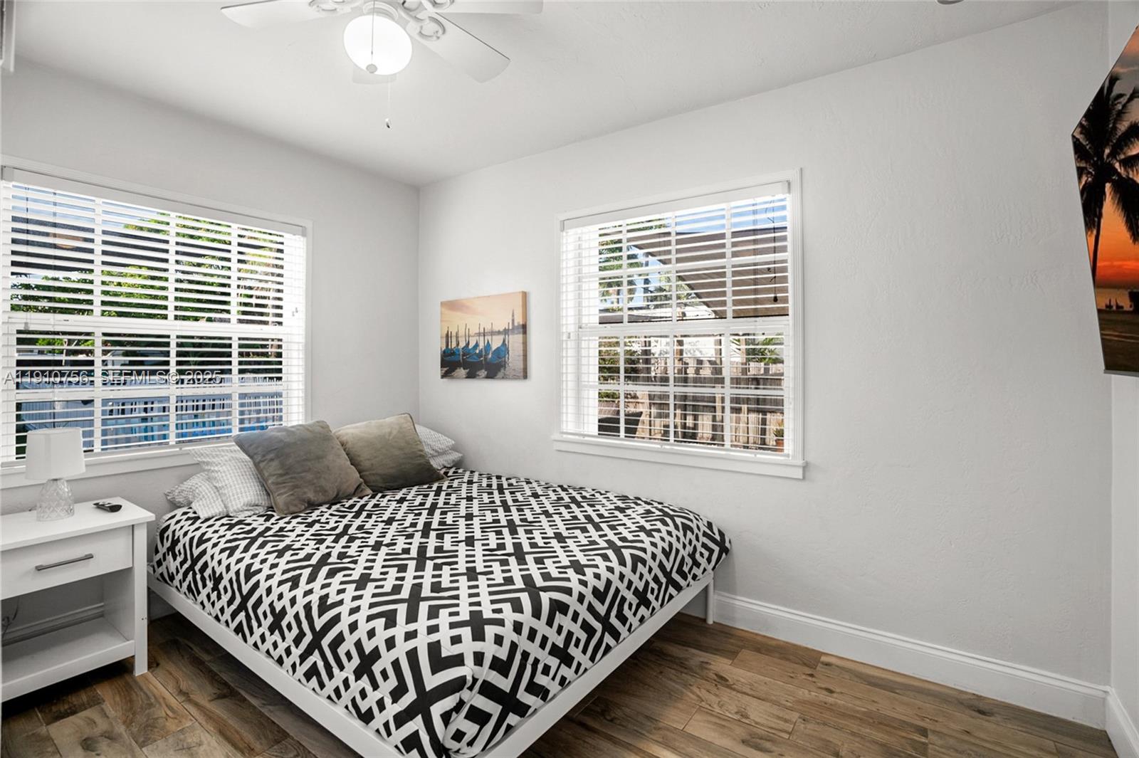 1611 Mayo St Hollywood, FL 33020