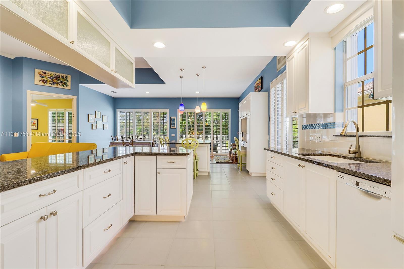 4909 Grassleaf Dr Palm Beach Gardens, FL 33418