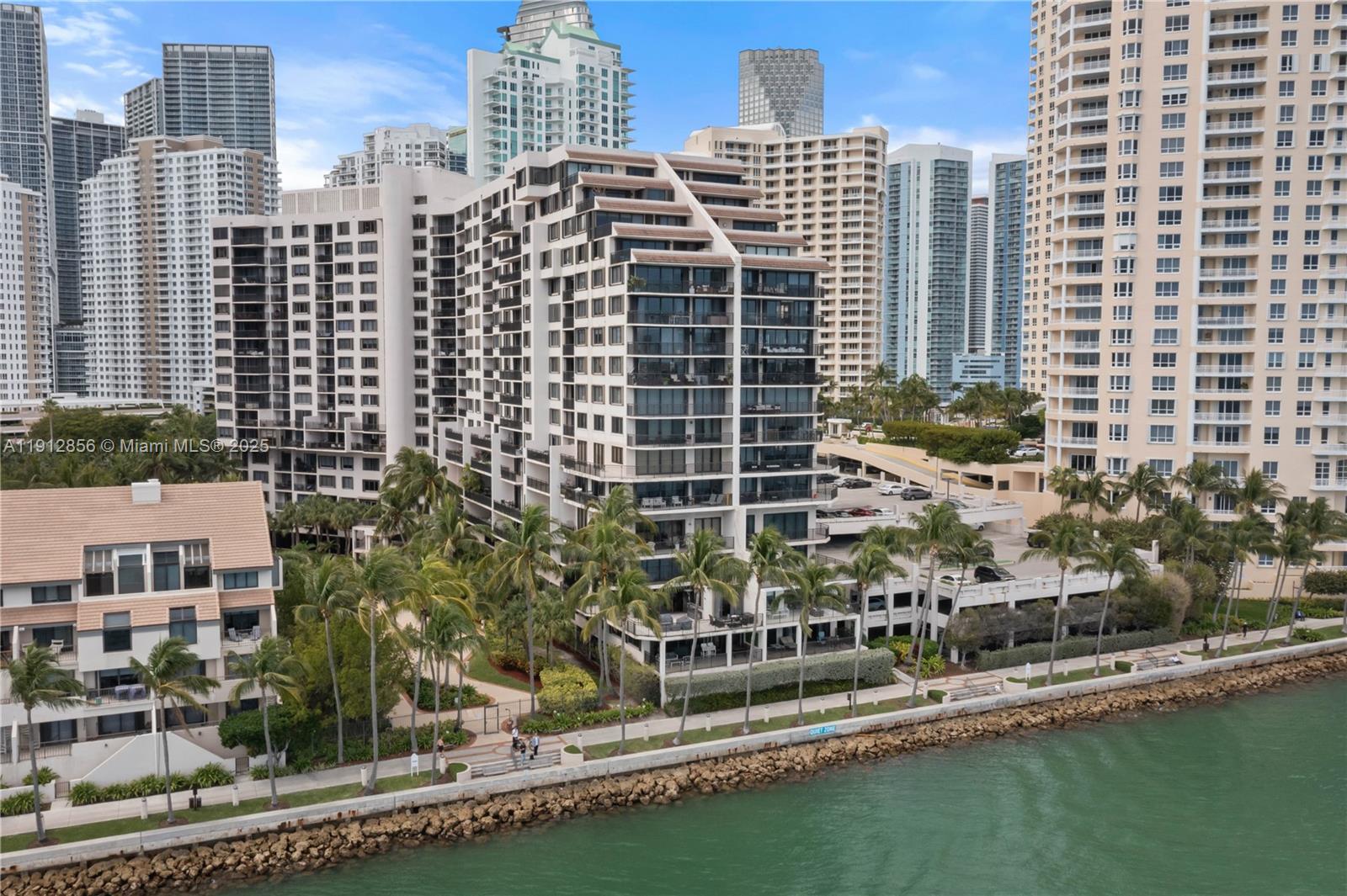 540 Brickell Key Dr #1406 Miami, FL 33131