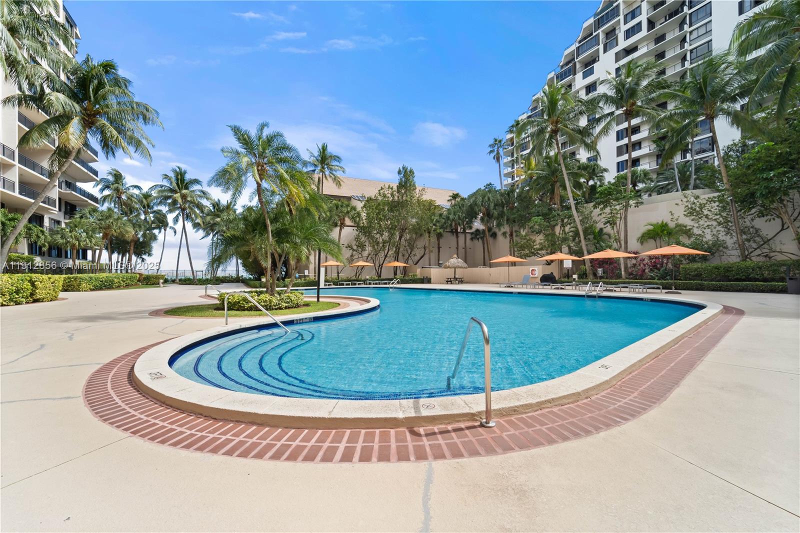 540 Brickell Key Dr #1406 Miami, FL 33131