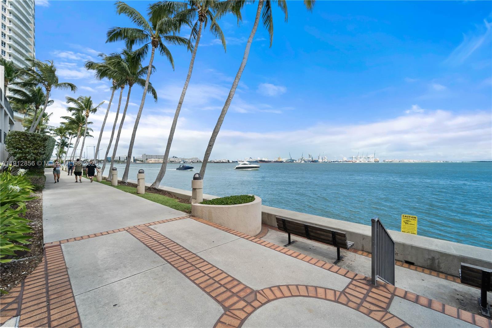 540 Brickell Key Dr #1406 Miami, FL 33131