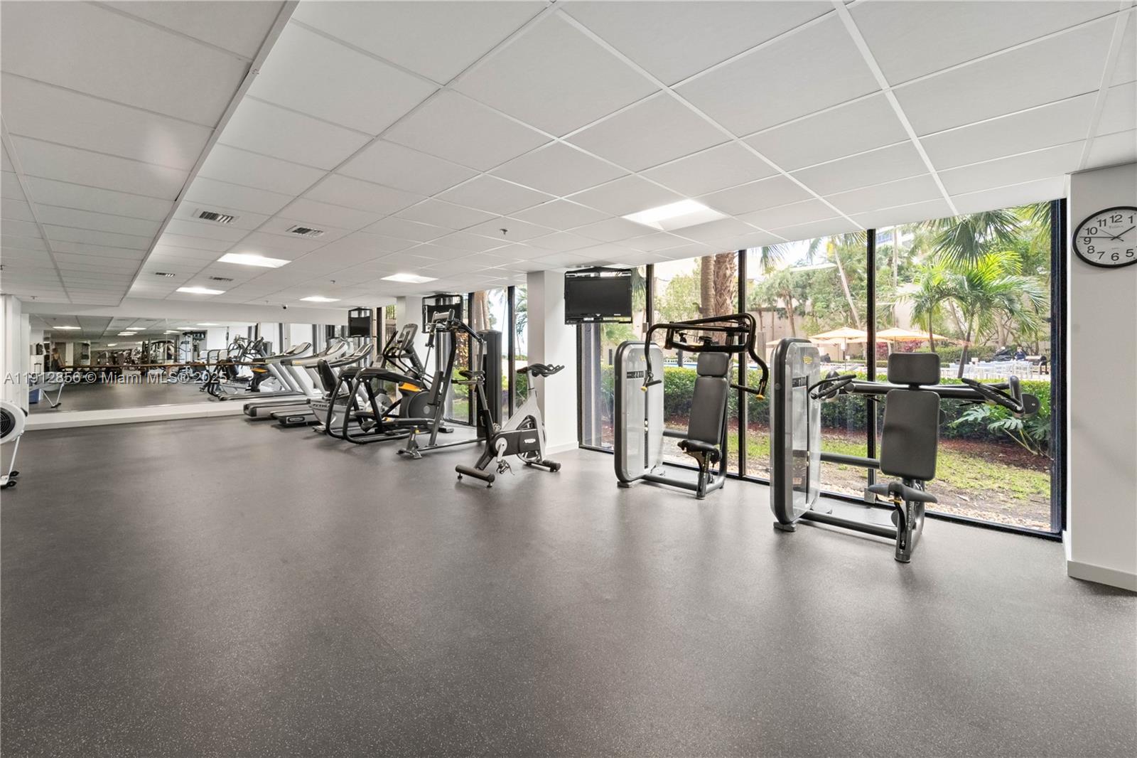 540 Brickell Key Dr #1406 Miami, FL 33131