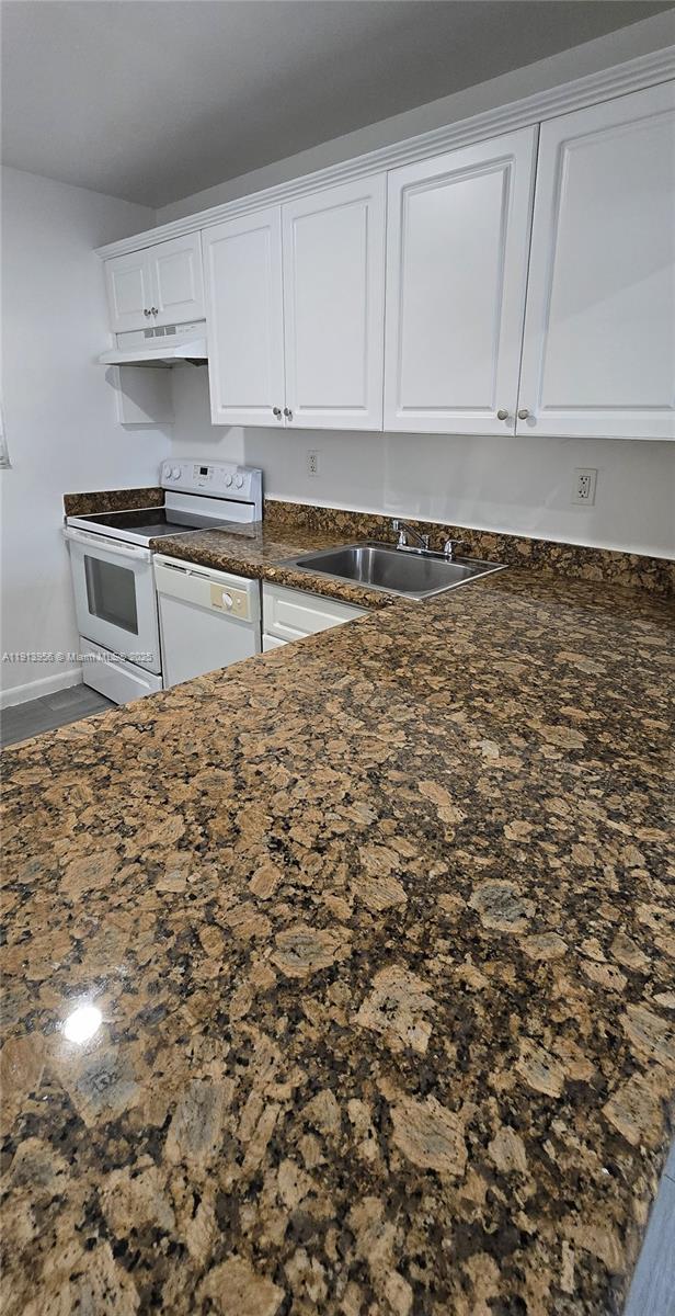 10820 SW 200th Dr #112