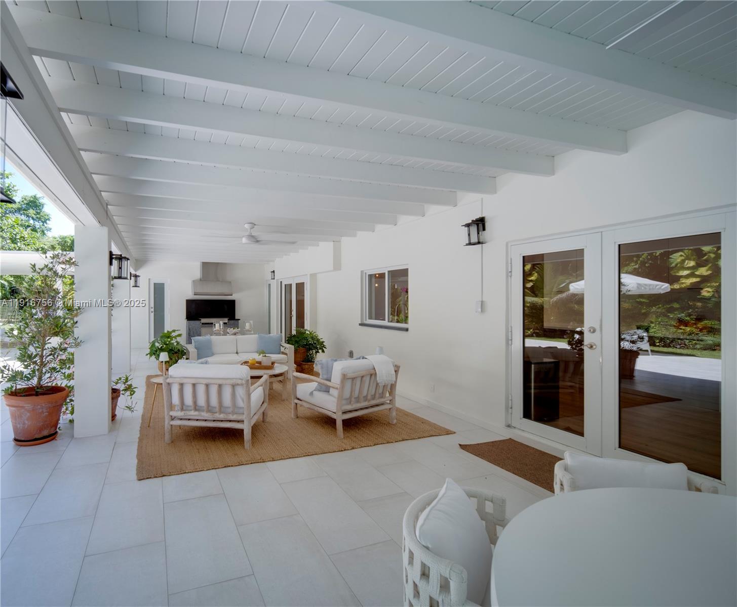 11905 SW 67th Ave Pinecrest, FL 33156