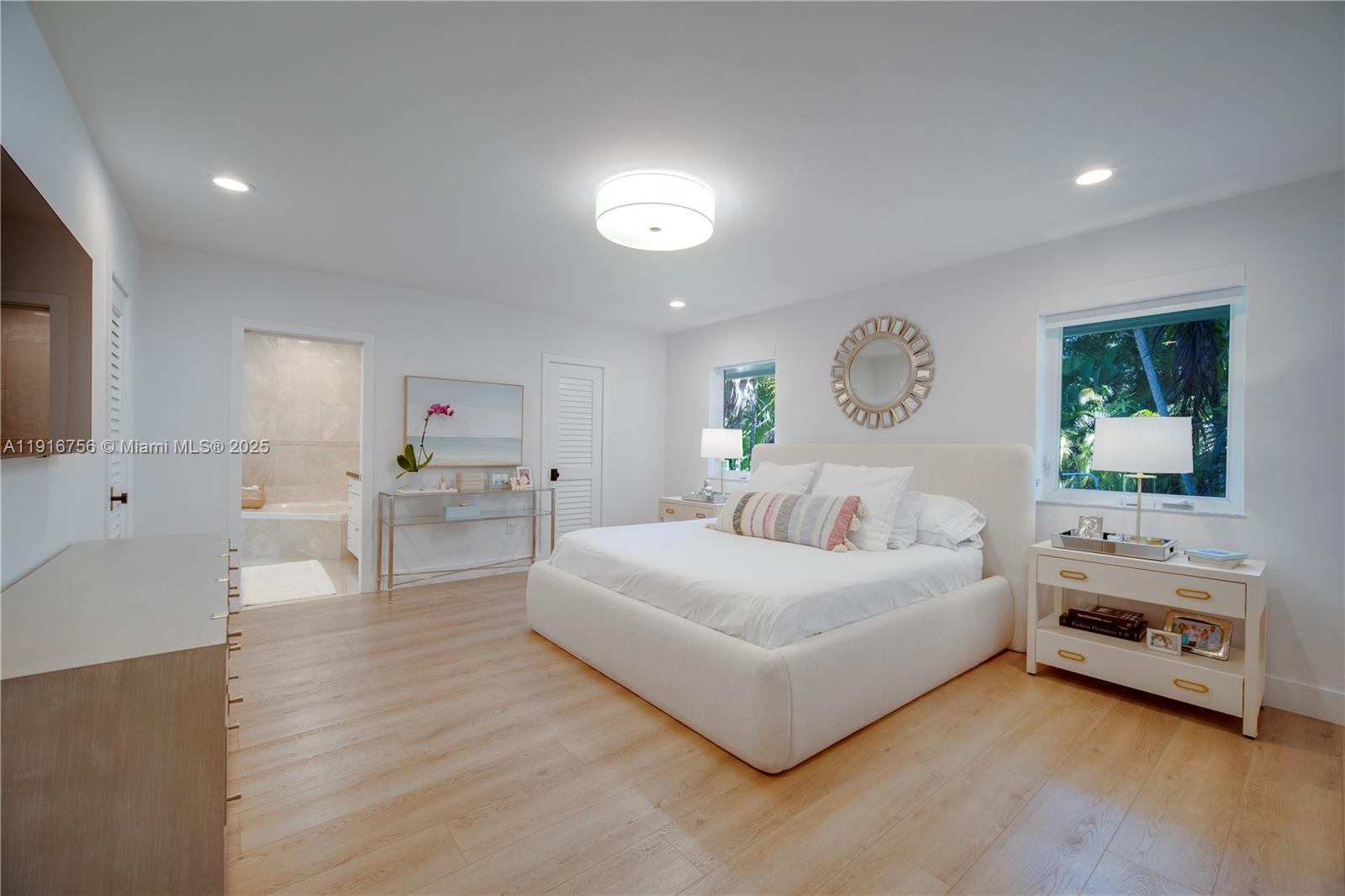 11905 SW 67th Ave Pinecrest, FL 33156