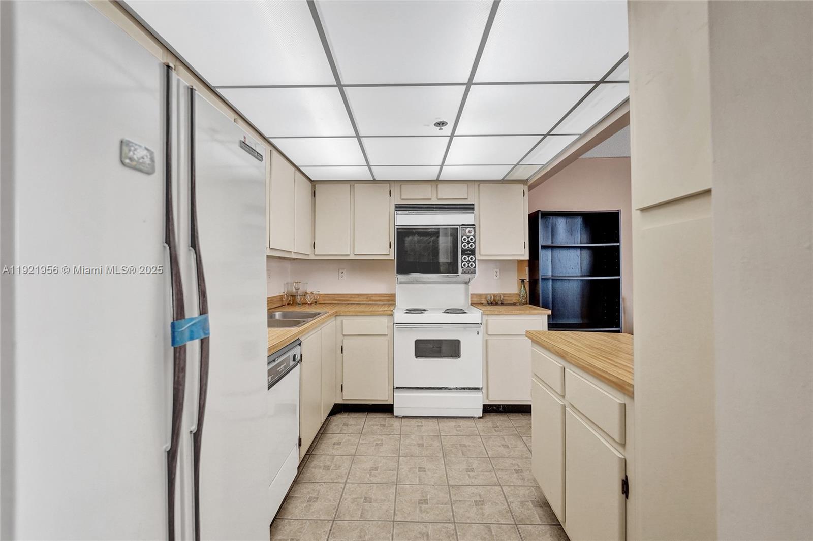 image Winston Towers13