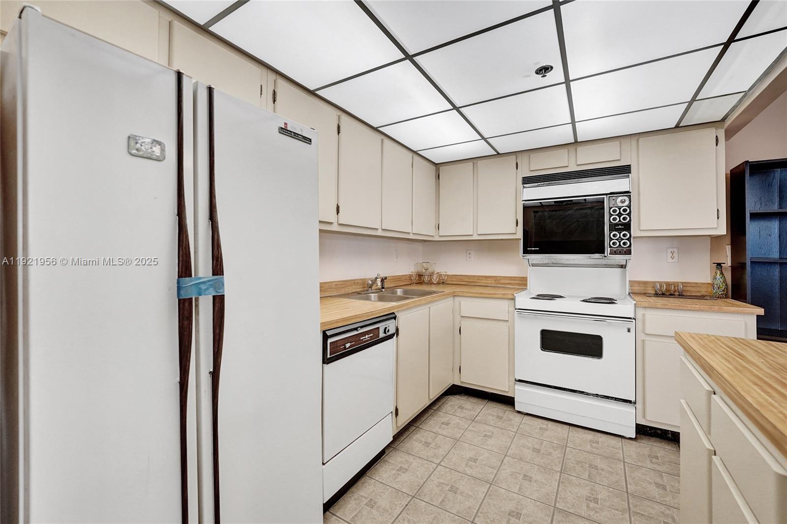 image Winston Towers15