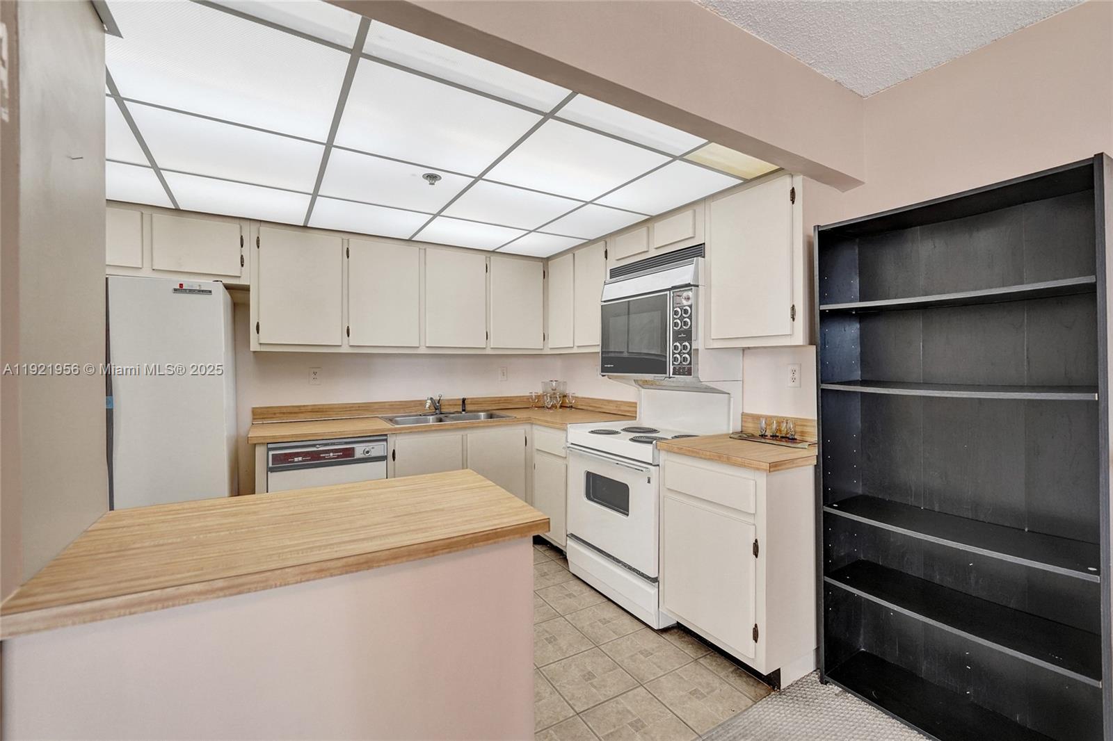 image Winston Towers21