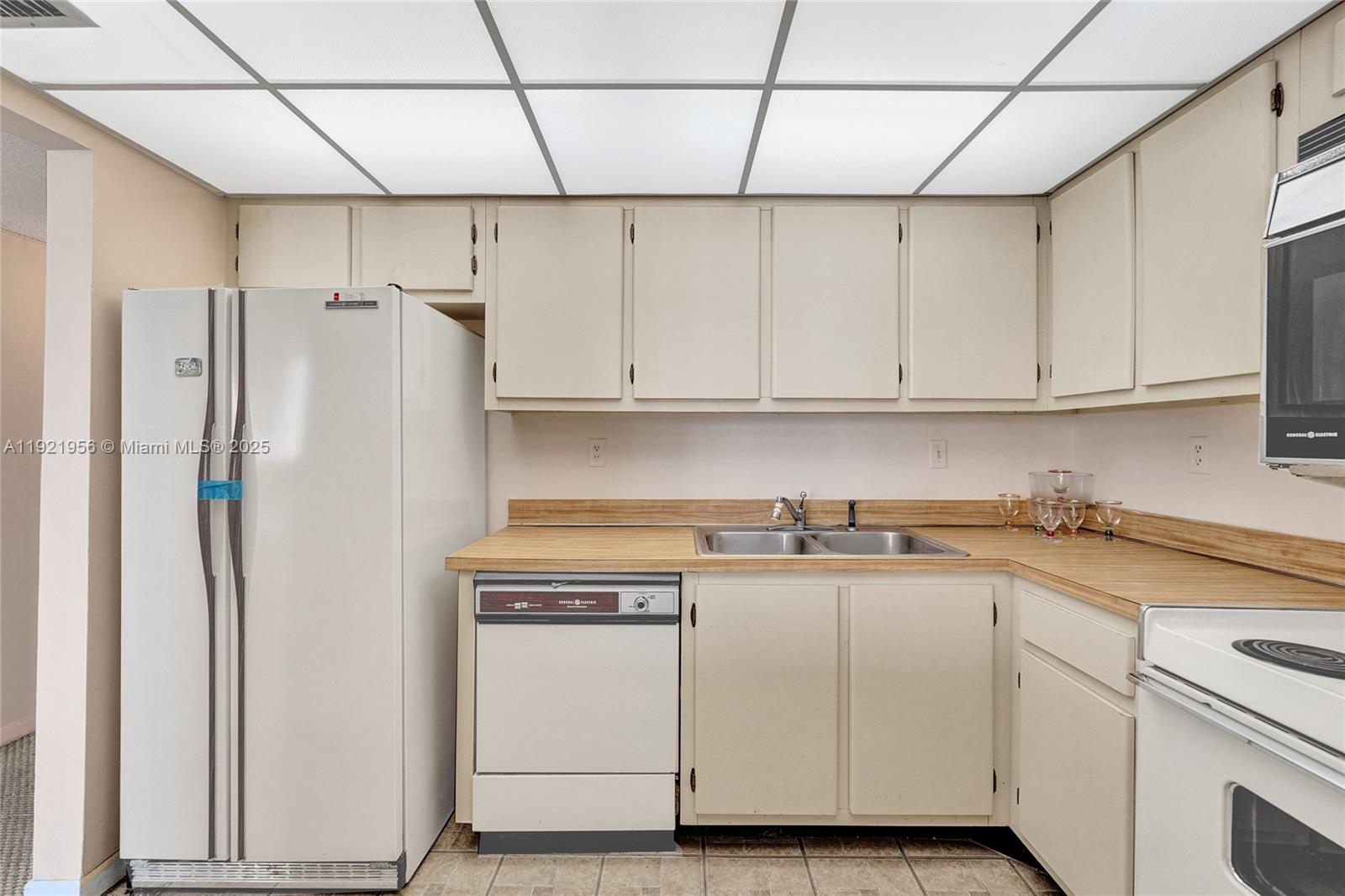 image Winston Towers22